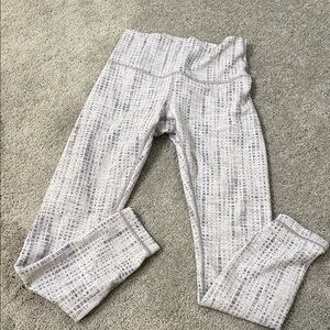 Lululemon Athletica Gray Patterned Leggings